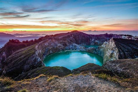 kelimutu volcano flores island indonesia